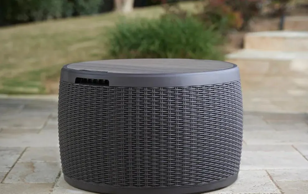 Circa 37 Gallon Deck Box - Graphite