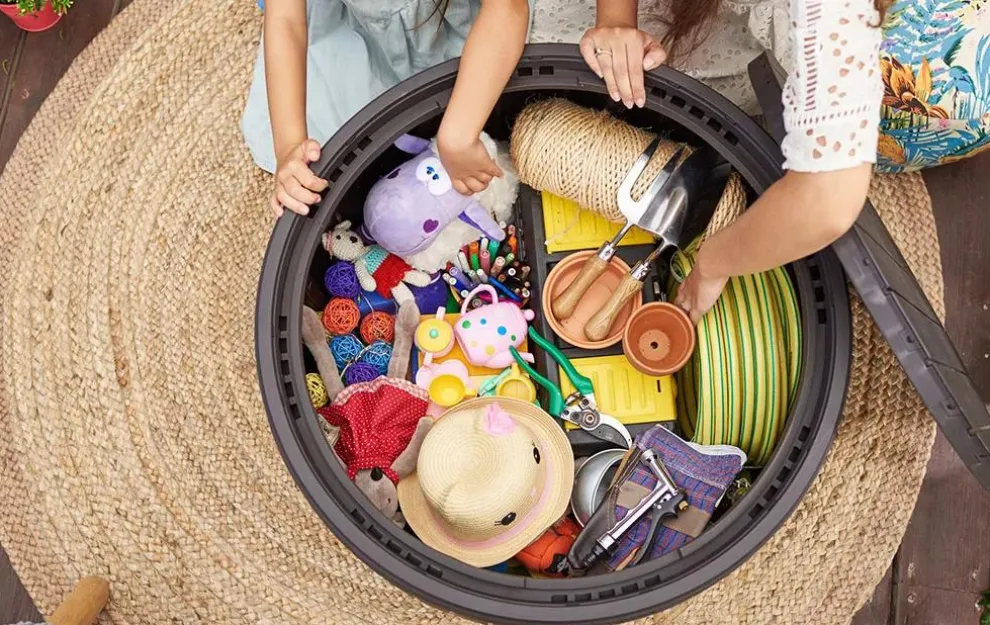 Circa 37 Gallon Deck Box - Graphite