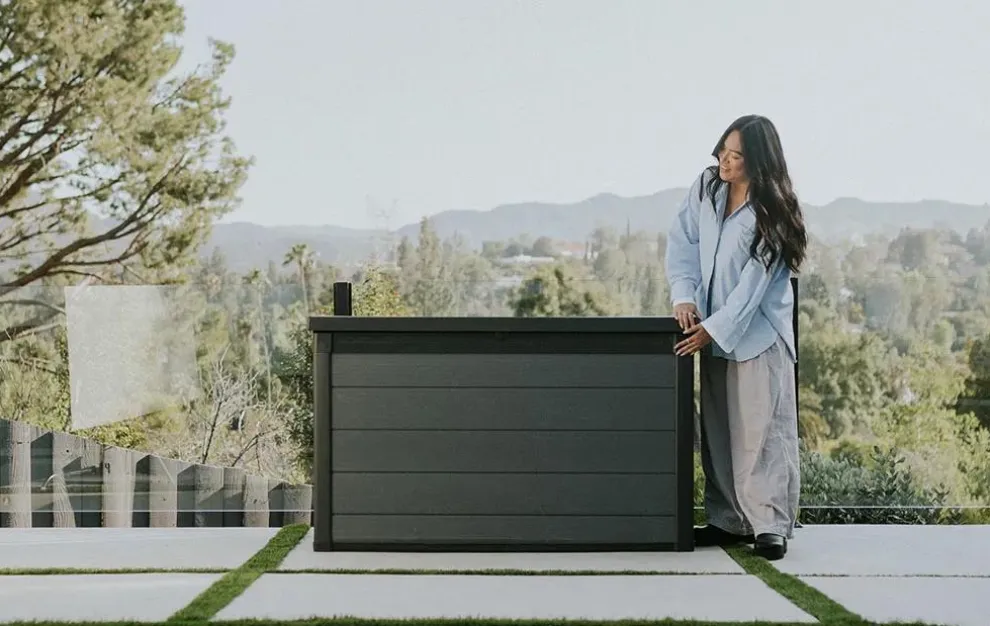 Cortina 200 Gallon Deck Box - Graphite